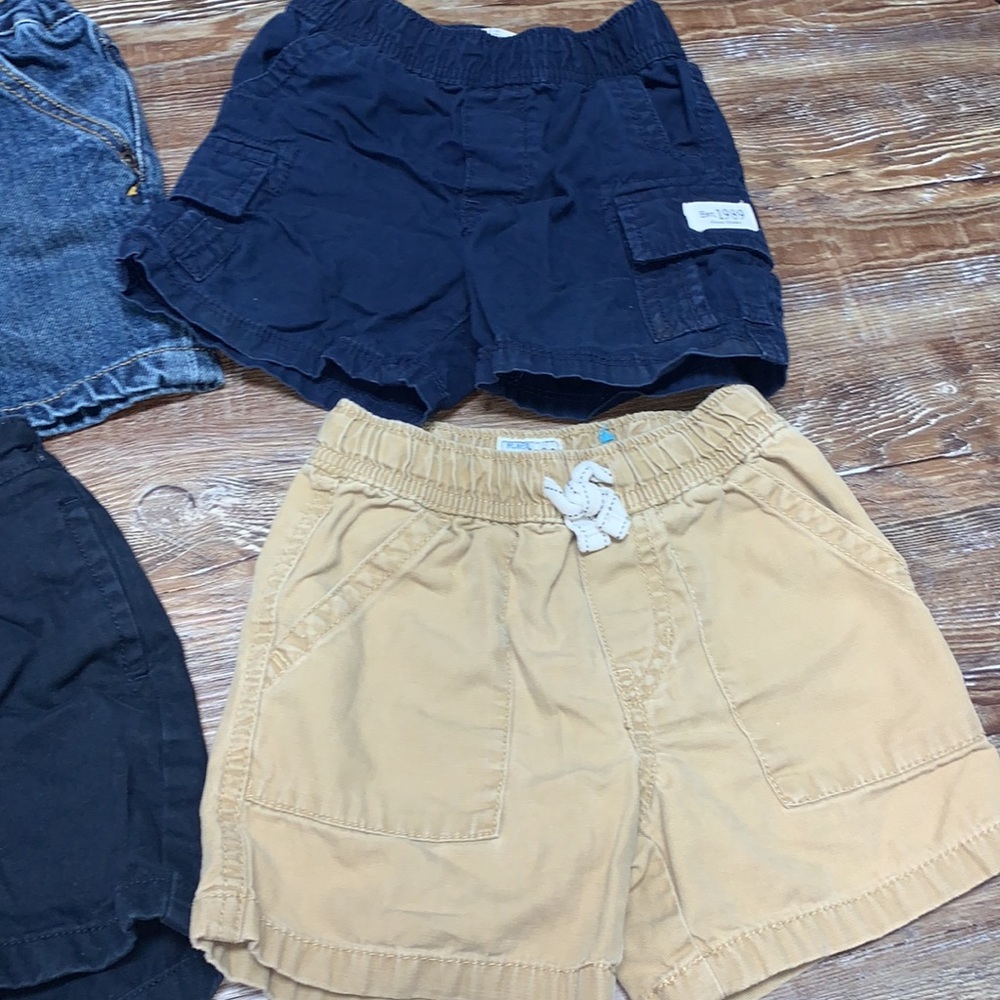 Children’s place shorts bundle size 12-18 months - Picture 3 of 3